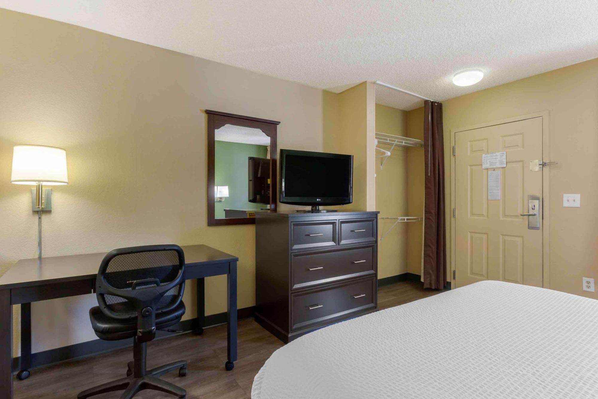 Extended Stay America Select Suites - Phoenix - Scottsdale - North Exterior photo